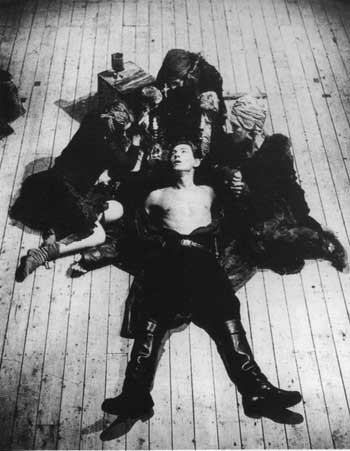 Ian McKellen Macbeth with weird sisters